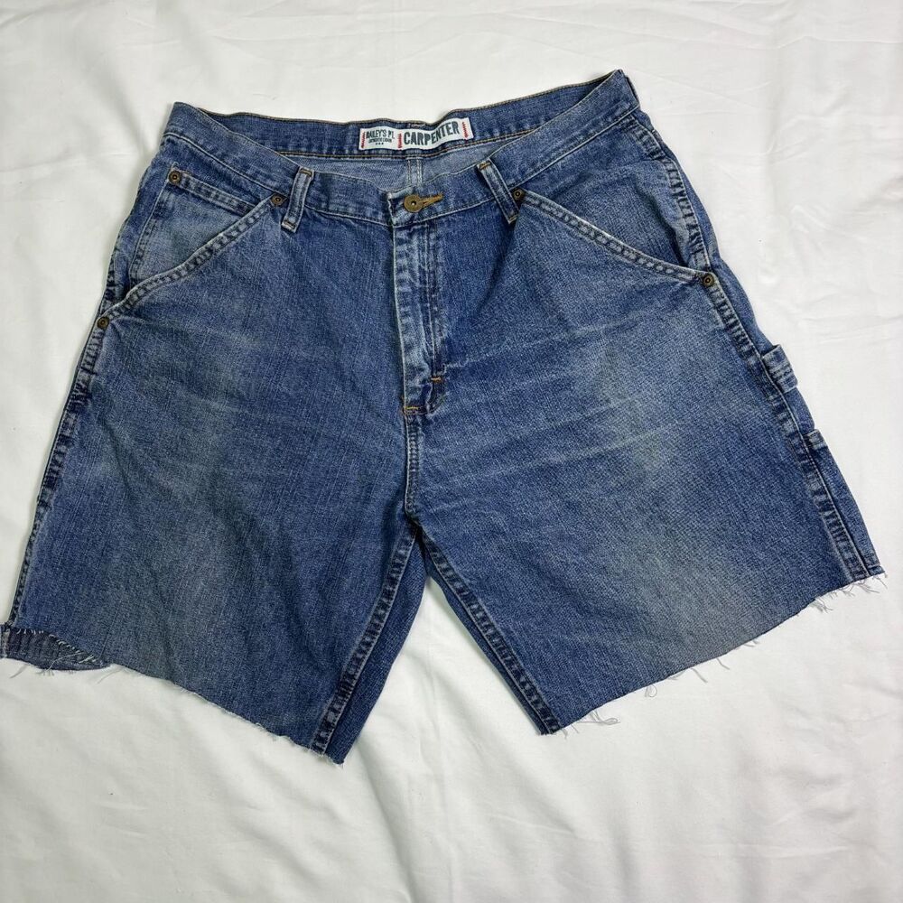 Cut off cargo jorts